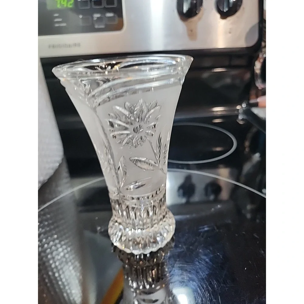 Lausitzer German 1980's Clear Cut Glass Bud Vase Floral 14.5cm Tall